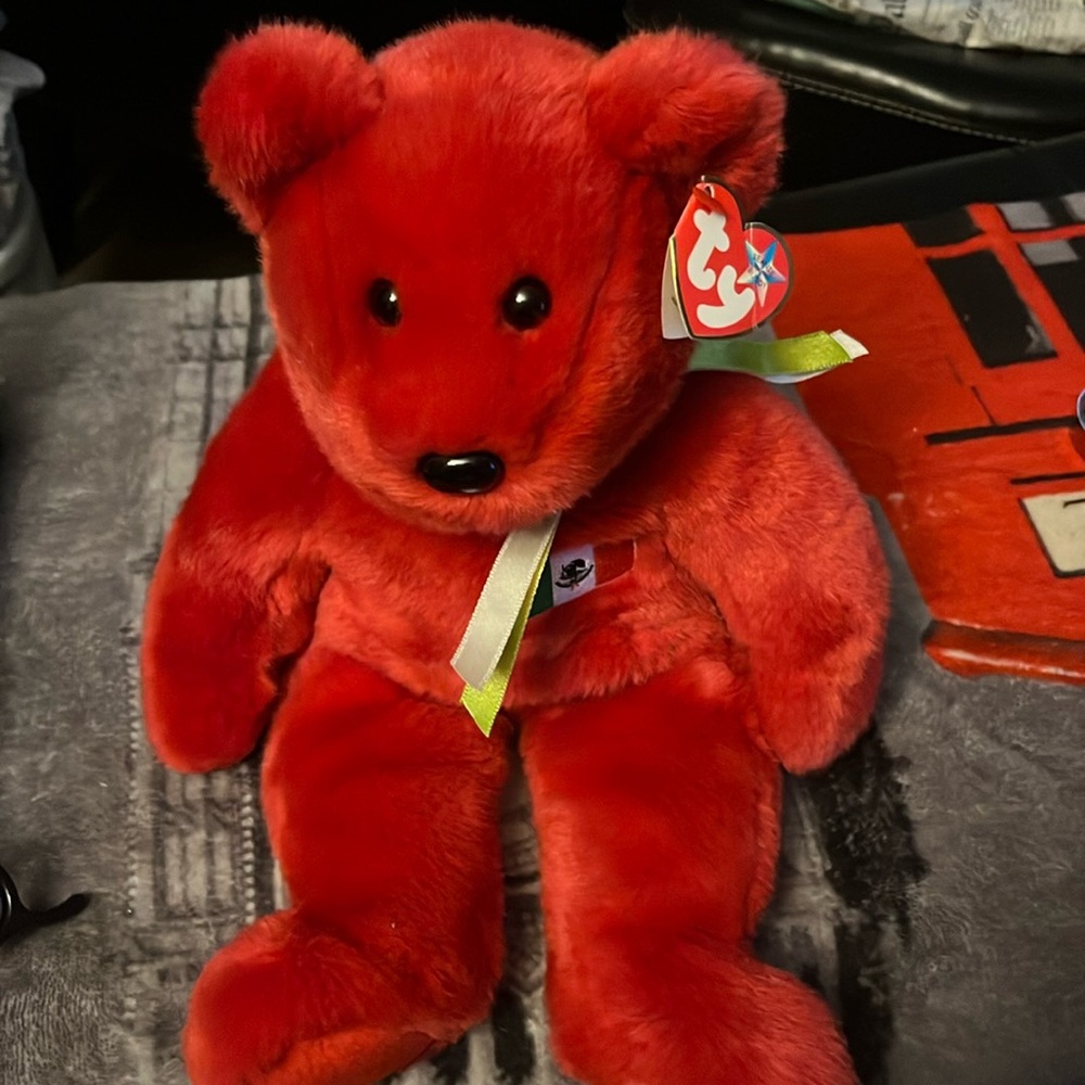 Ty Beanie Baby Osito Bear nice valentines present
